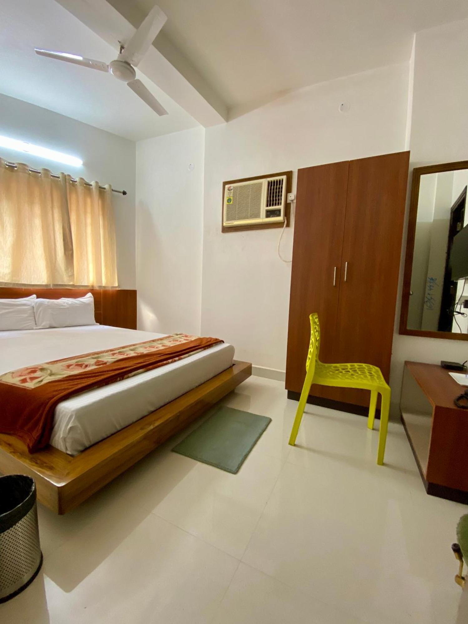 Lake Land Guest House โกลกาตา ภายนอก รูปภาพ