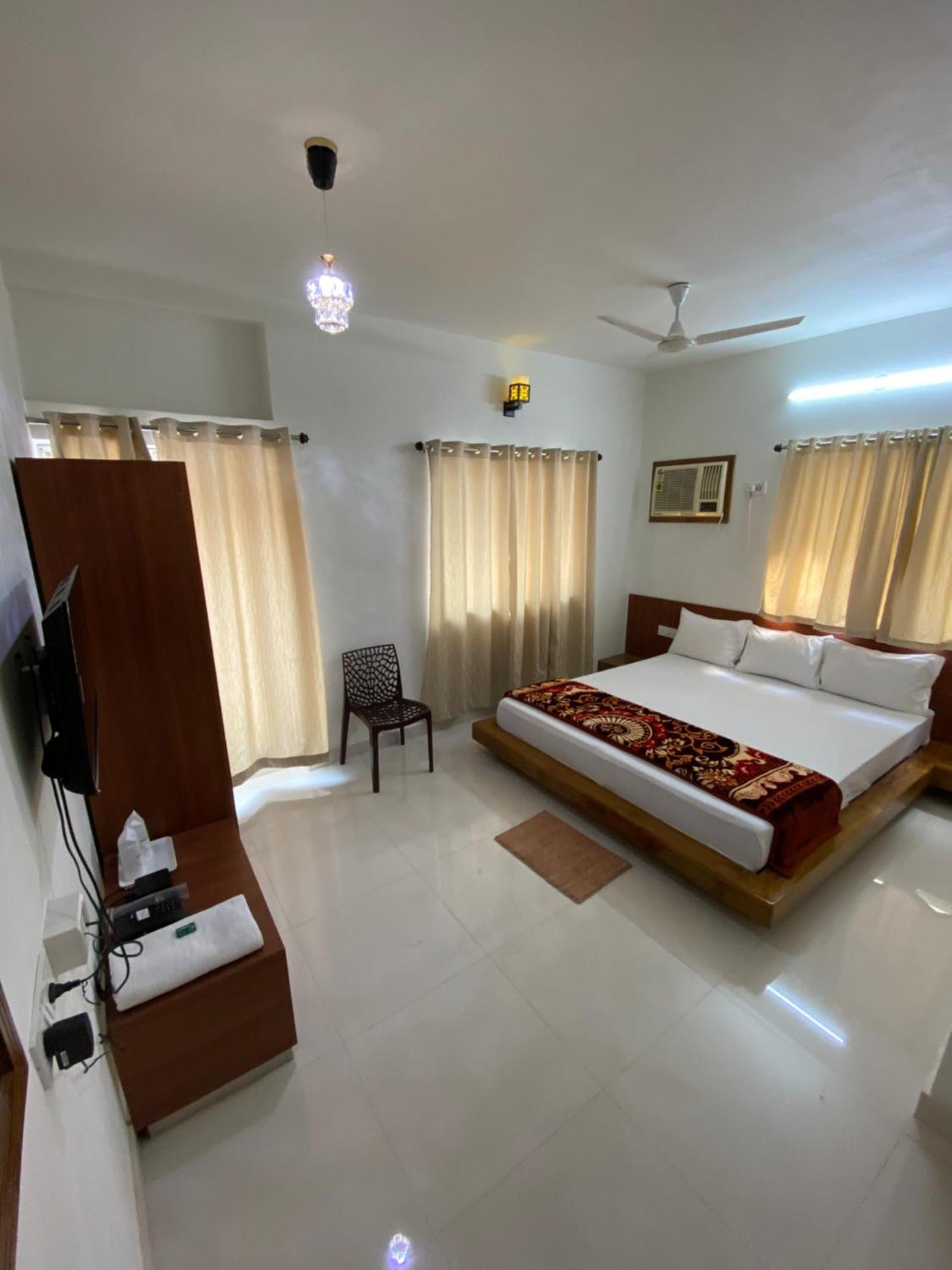 Lake Land Guest House โกลกาตา ภายนอก รูปภาพ