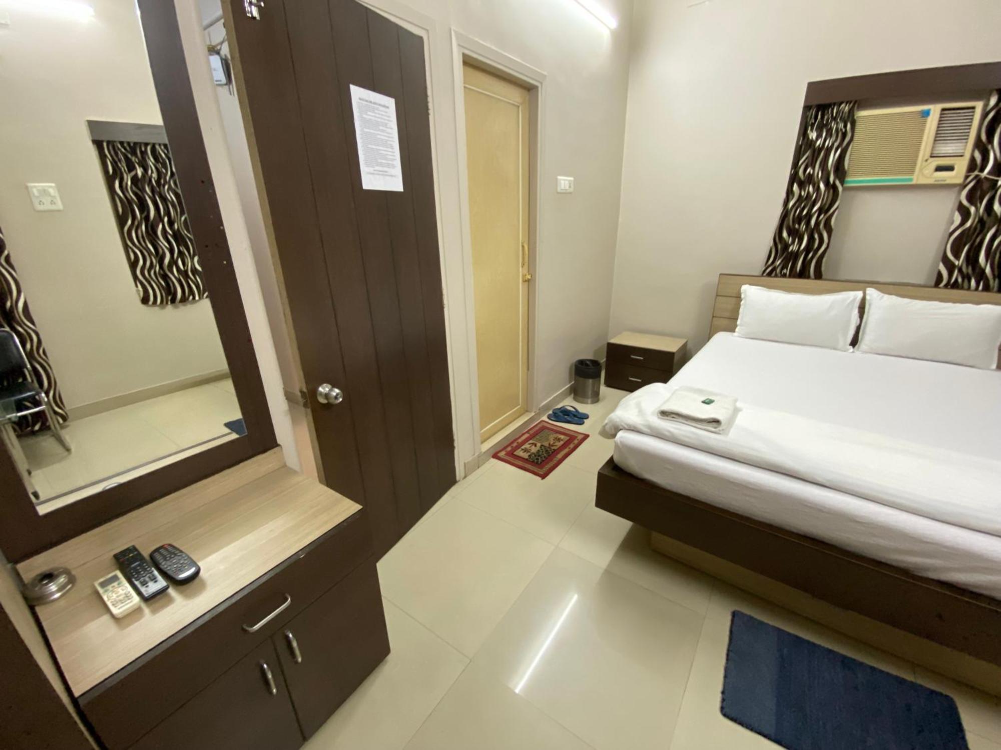 Lake Land Guest House โกลกาตา ภายนอก รูปภาพ
